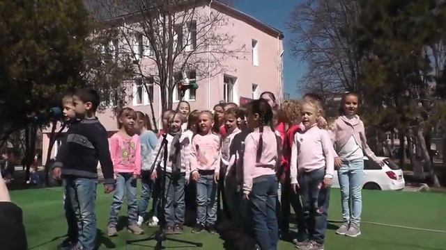 Песенка Витьки -Почемучки \ Вокально-хоровая студия " Крымские жемчужины"