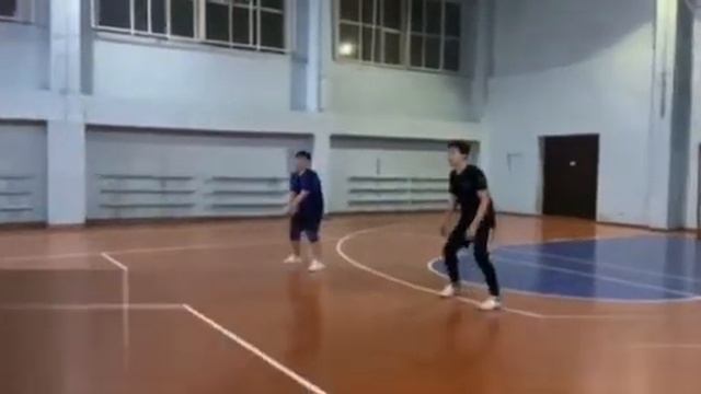 Ахметқалиева Анар Қошқамбайқызы, аға оқытушы, волейбол ережелері мен әдістері туралы айтуда