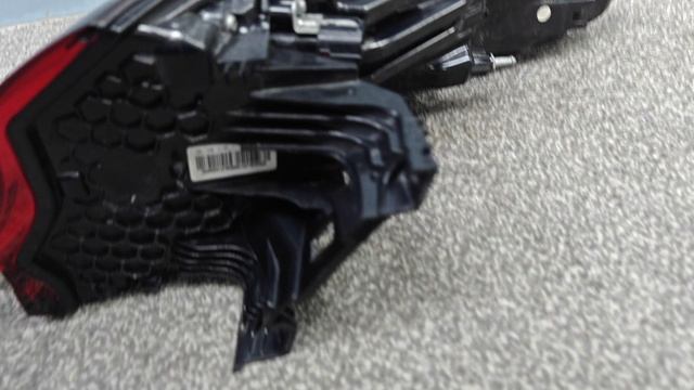R1093598 ФОНАРЬ ЛЕВЫЙ ВНЕШНИЙ ОРИГИНАЛ GEELY ATLAS PRO Б/У 7057040300889