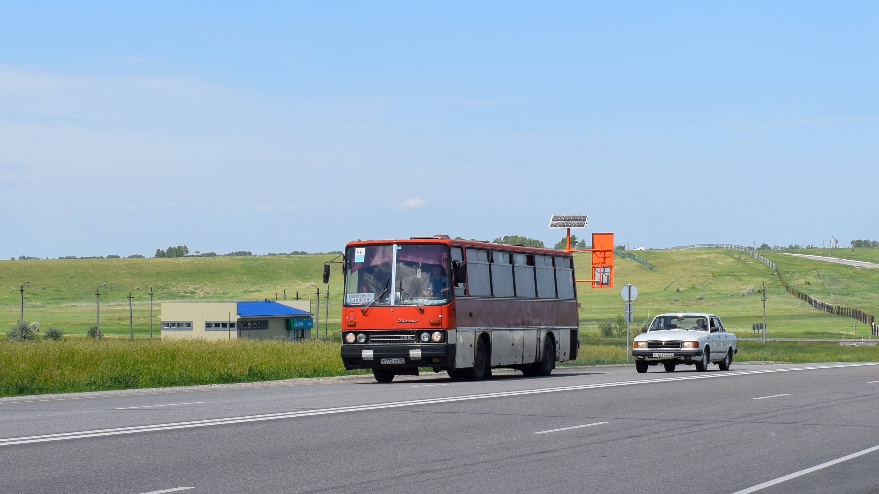 Автобус Икарус-256.74 (Ikarus 256.74)(В 972 УХ 22). Покатушки по Горе.