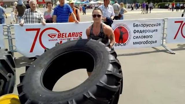 Женщина на высоте