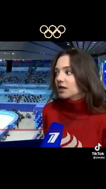 Женя поддерживает Камилу
