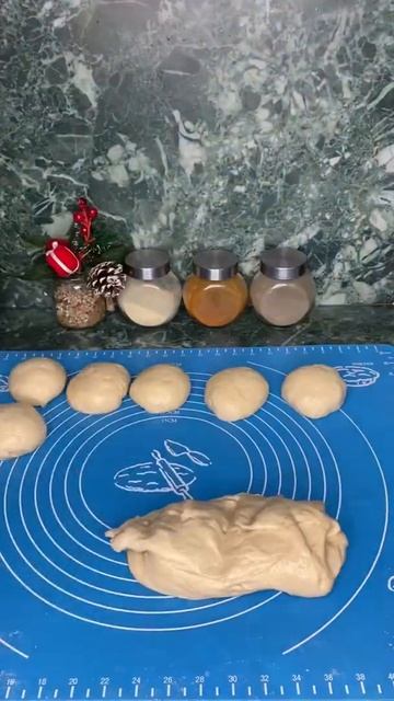 Самые вкусные чесночные пампушки #домашняявыпечка#чесночныйхлеб#пампушки#борщспампушками