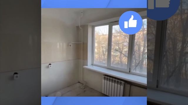 Строители из Ленобласти выполнили ремонт подъезда многоэтажного дома в Енакиево