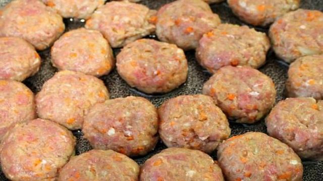 Фрикадельки с овощами и плавленным сыром