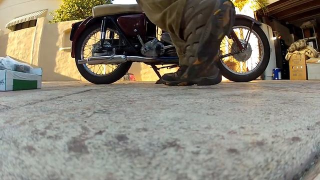 1956 Ariel VH Red Hunter Preview