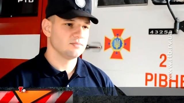 У Сарнах горів автомобіль, правоохоронці вважають, що його підпалили