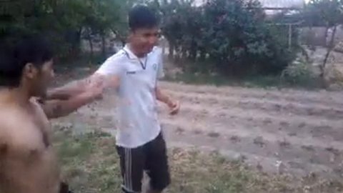 Сени яхши курамиз .