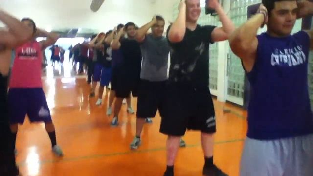 ZUMBA UACH (MACARENA)