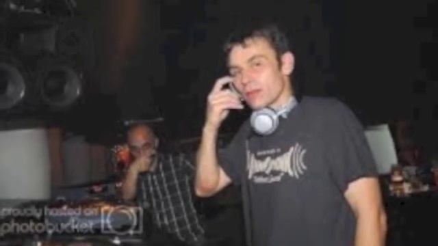Darren Price - Can U Feel This Bass (Studio Original)