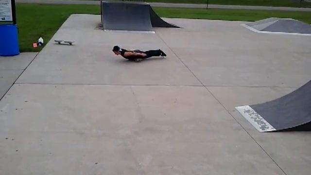 skateboard plank