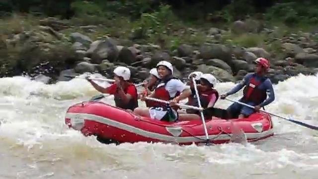 CDO white water rafting adventure (d)
