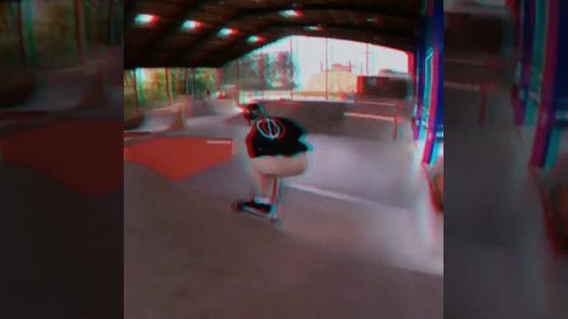 Трюки на самокате. #tricks #ТрюкиНаСамокате #Самокат #СкейтПарк #Трюки #Shorts #рекомендации