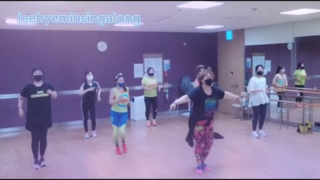 Let's Dance (퓨처라이거) | KPOP ZUMBA | SALSA| Zumba® Fitness 회원님들과