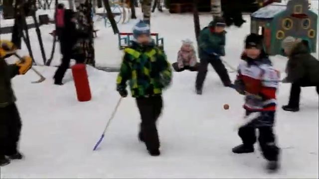 хоккей с папами и детьми ГБОУ 1004