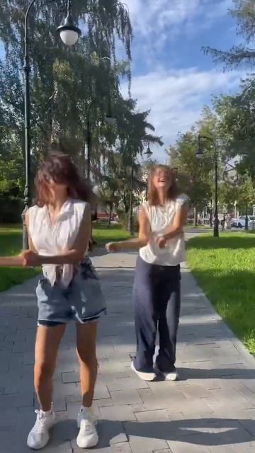 ⬛ #dancecover #yoasobi #yoasobiアイドル #inpublic #russiadance