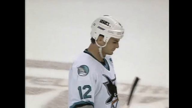 Sergei Makarov's fantastic 4 points in game 5 vs Leafs (1994)