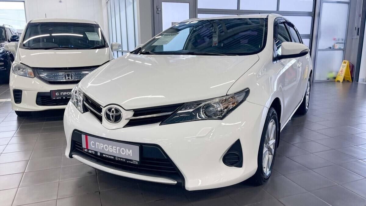 Обзор Toyota Auris, 2013 год | Продажа в Абакане | НП АВТО