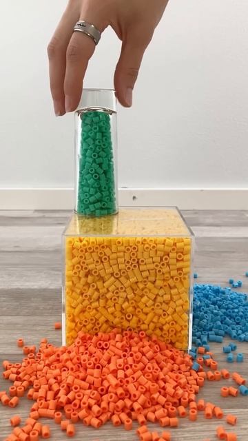 This Simple Beads Video Looks Awesome in Reverse!
