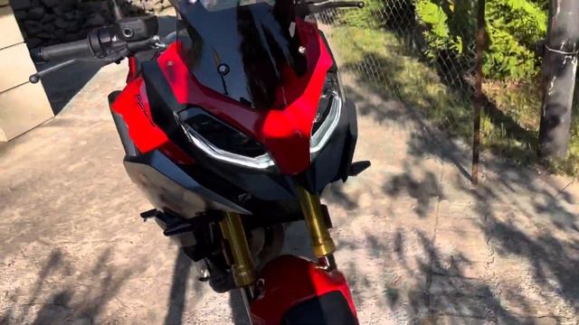 BMW F 900 XR 2021 Akrapovic - Look Around