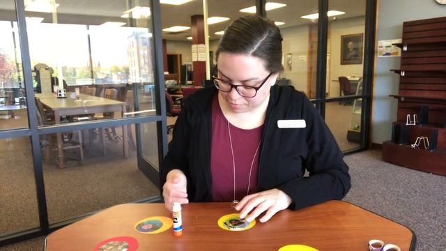 Teens and Tweens - Mini Emoji Scrapbooks