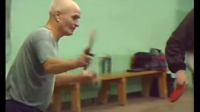 За столами ветераны