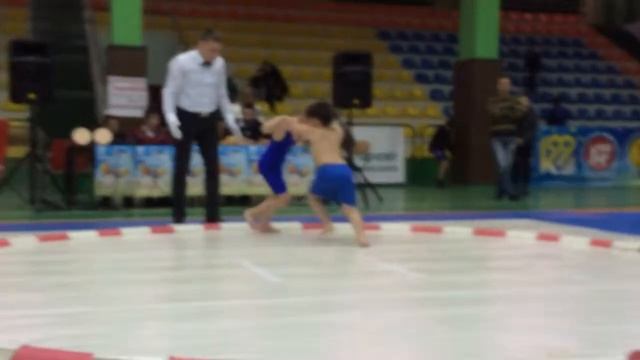 Сумо в сумах 2014