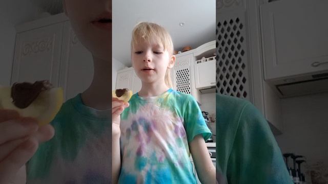 Готовлю на завтрак лимон с nutella