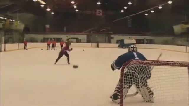 Самый сильный бросок в хоккее