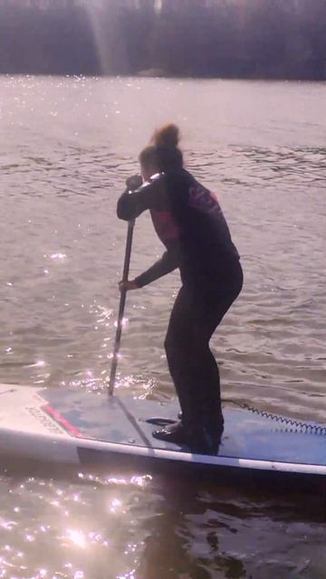 Главное не бояться!  Весна и САП! Отдых на Воде в Серфклубе SURFLINE.RU! #gladiator #юмор #серфинг