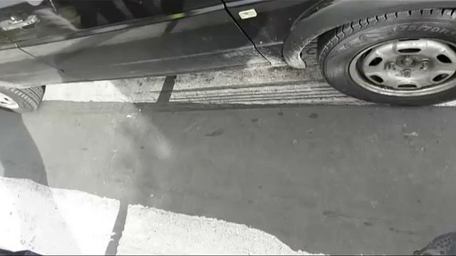 O femeie a decedat, după ce a fost tamponată violent pe trecerea de pietoni de pe bd. Dacia