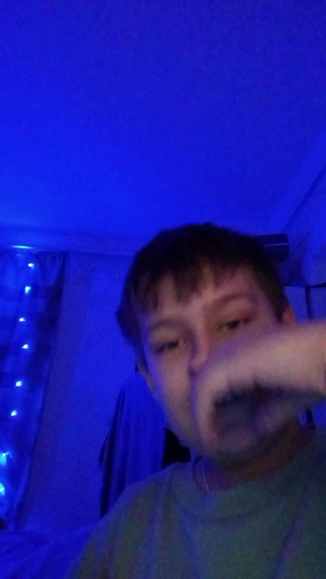 просто сижу