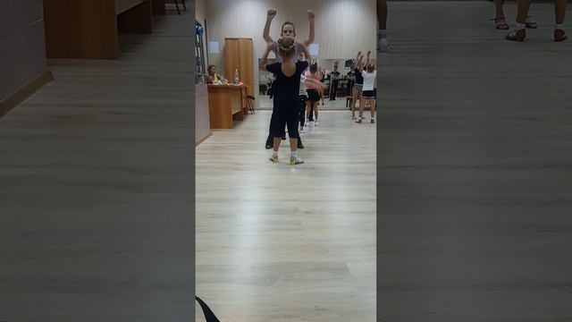 2018-08-31 19-13-57.MP4