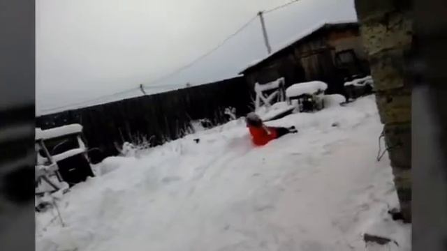 На чём лучше кататься по горке?Льданка & Не что.