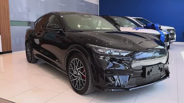 Ford Mustang GT Mach-E 2025 - Интерьер и Экстерьер