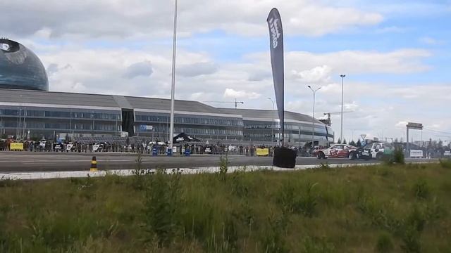 #ДПСКBLOG| Gorilla Drift Energy в Нур-Султане. Остановили на посту. Местный скейт-парк.