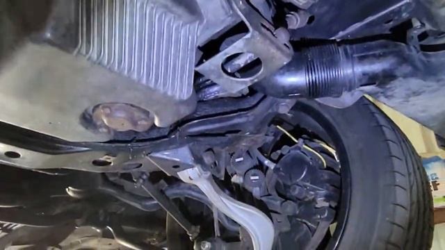1993 BMW M5 Touring on lift