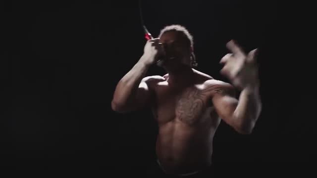 Ларри - Всегда в ударе (Official Video)