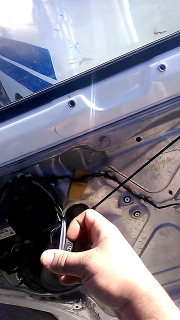VW t5 electric window not close