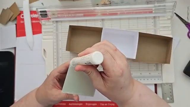Uitschuifdoosje maken met de Emma kaartenkit kerst - Creatief met BoekenVoordeel