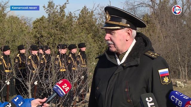 Севастопольцы почтили память героя Крымской войны, контр-адмирала Истомина