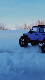 Покатали возле дома на радиоуправляемом Рубике #rcjeepwrangler #rcoffroad