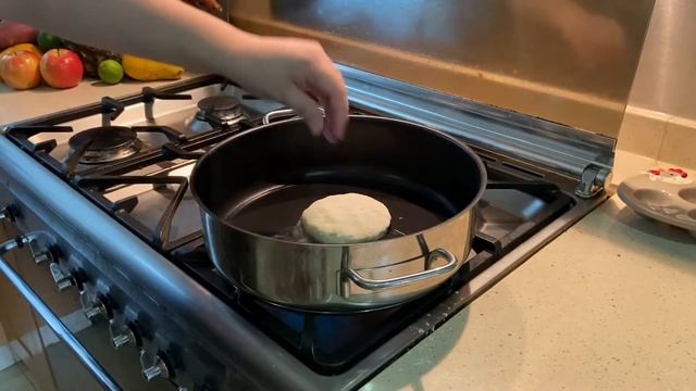 [Mi receta coreana] Hotteok & Dalgona - Erika Michelle y Ana Astrid Larrea Barquín