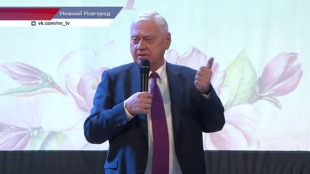 Более трехсот жительниц Сормовского района поздравили с Международным женским днём
