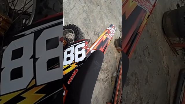 Motor trail Satria 2 tak hiu body KTM 85