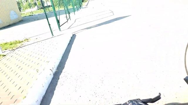 ГОНЯЛИ В ПАРКЕ ОТ ОХРАНЫ И СНЯЛИ ЭТО НА ВИДЕО🎥