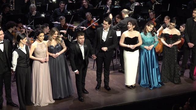 И. Кальман Куплеты Бони из оперетты "Королева чардаша" - исп. все участники концерта