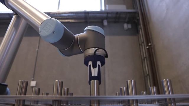 ROBOTT-NET: Intuitive GUI For the EasyRobotics Profeeder