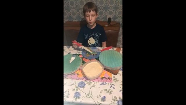 Мороженное и тортик с интересным рецептом