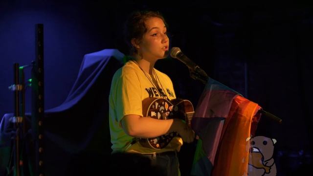 Chloe Moriondo - Kalmia Kid (live at Mercury Lounge 7/27/19)